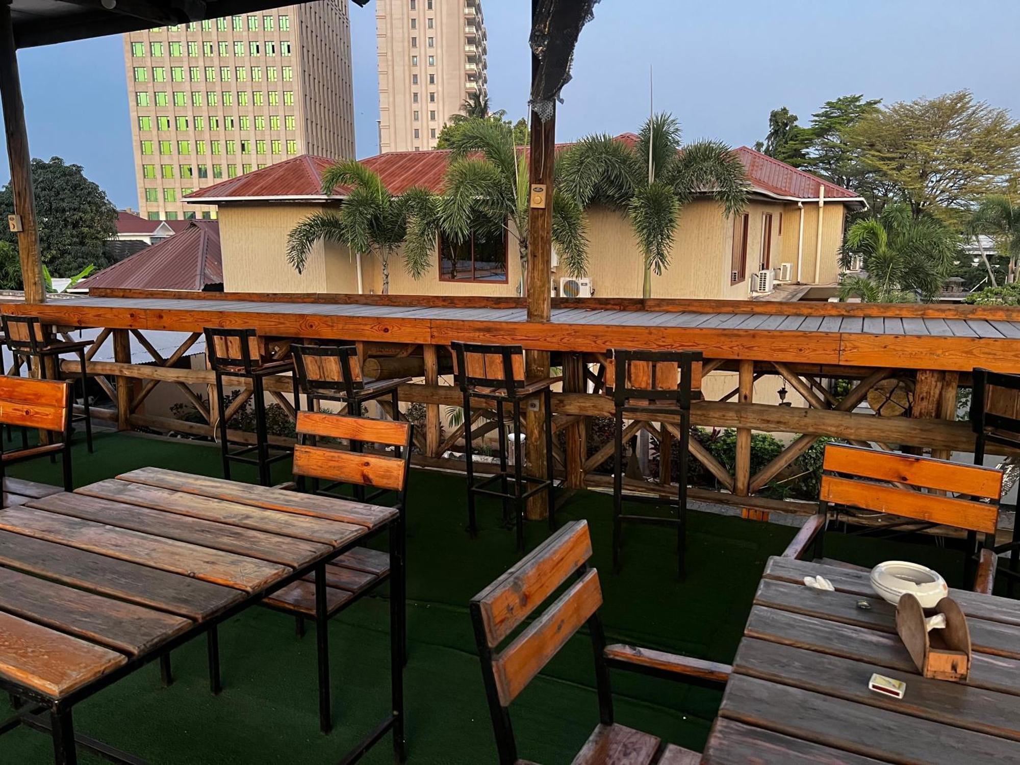 Hostel K27 Premier Backpackers Dar es Salaam Zewnętrze zdjęcie