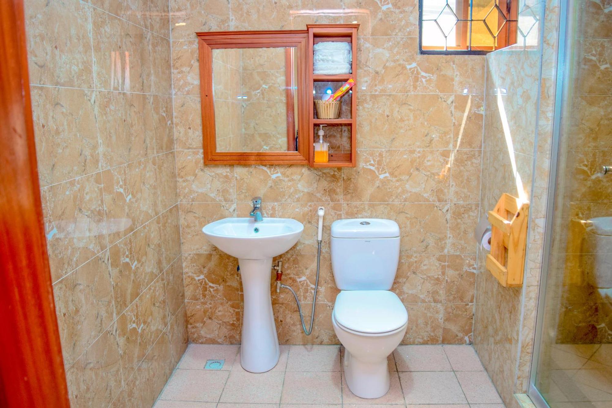 Hostel K27 Premier Backpackers Dar es Salaam Zewnętrze zdjęcie